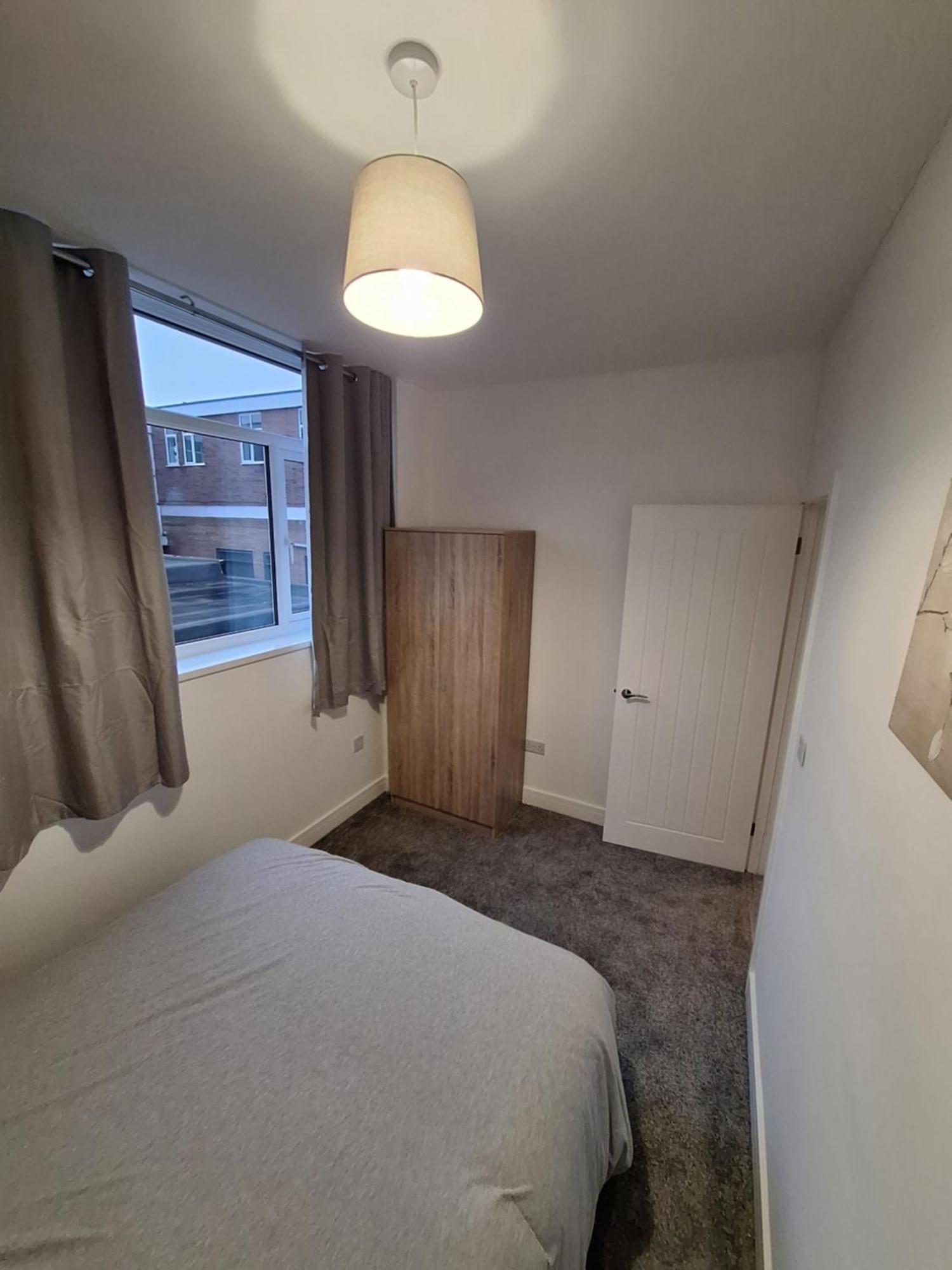 Centre Of The Town Apartment Whitchurch  Exterior photo